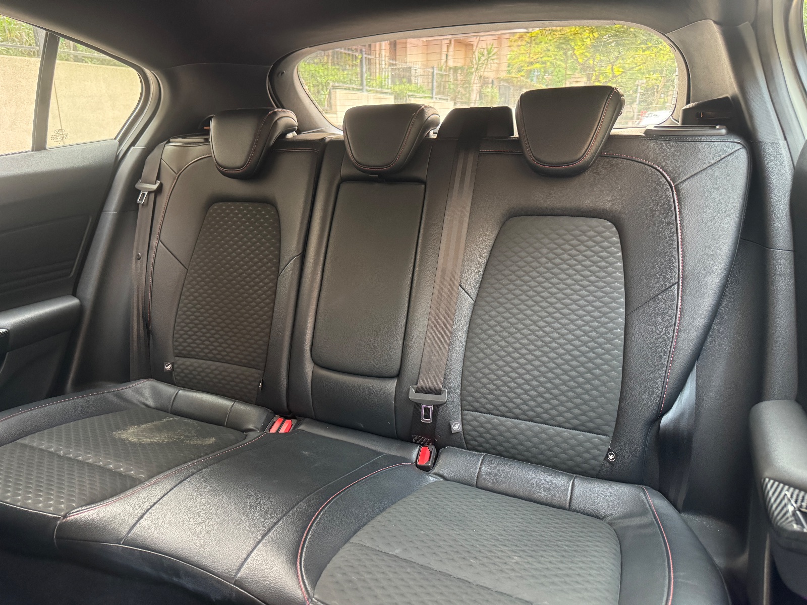2019 Ford Focus ST-Line Photo 8