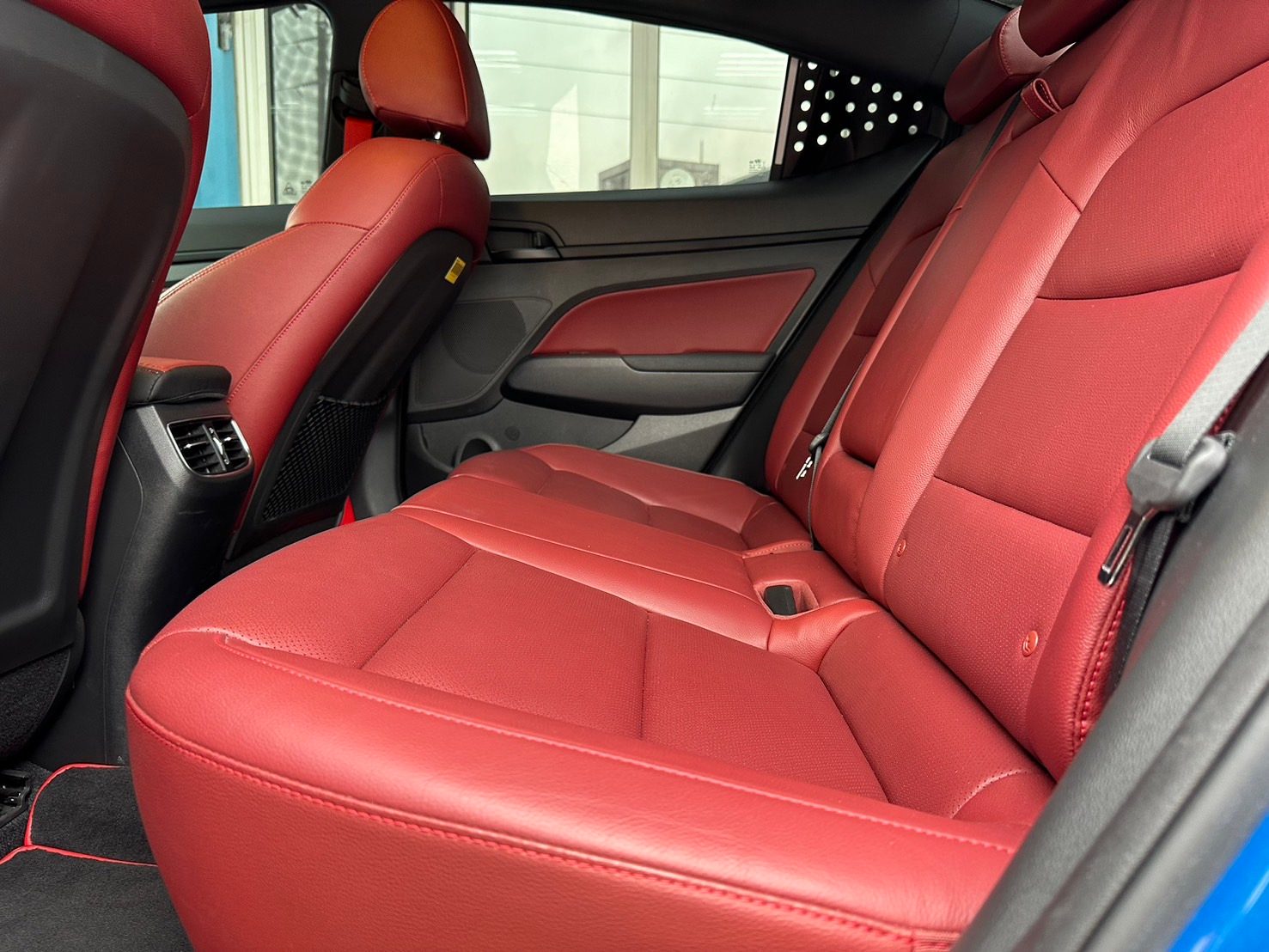 2018 Hyundai Elantra Sport Photo 9