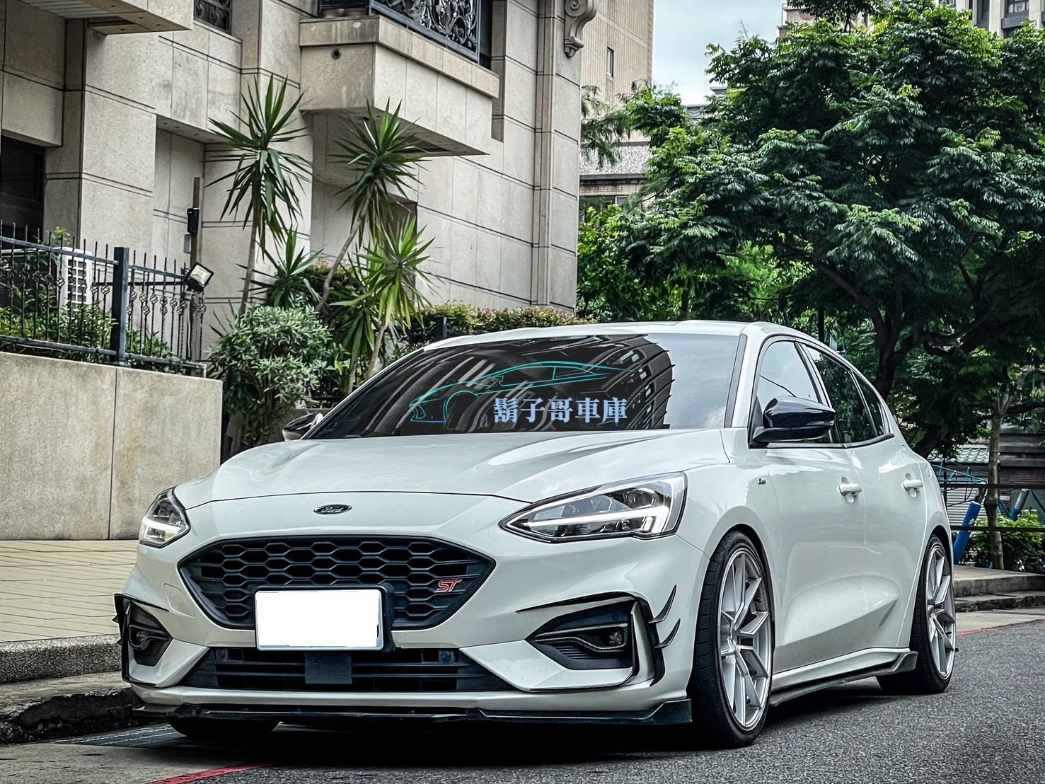 2020 Ford Lommel Photo 1