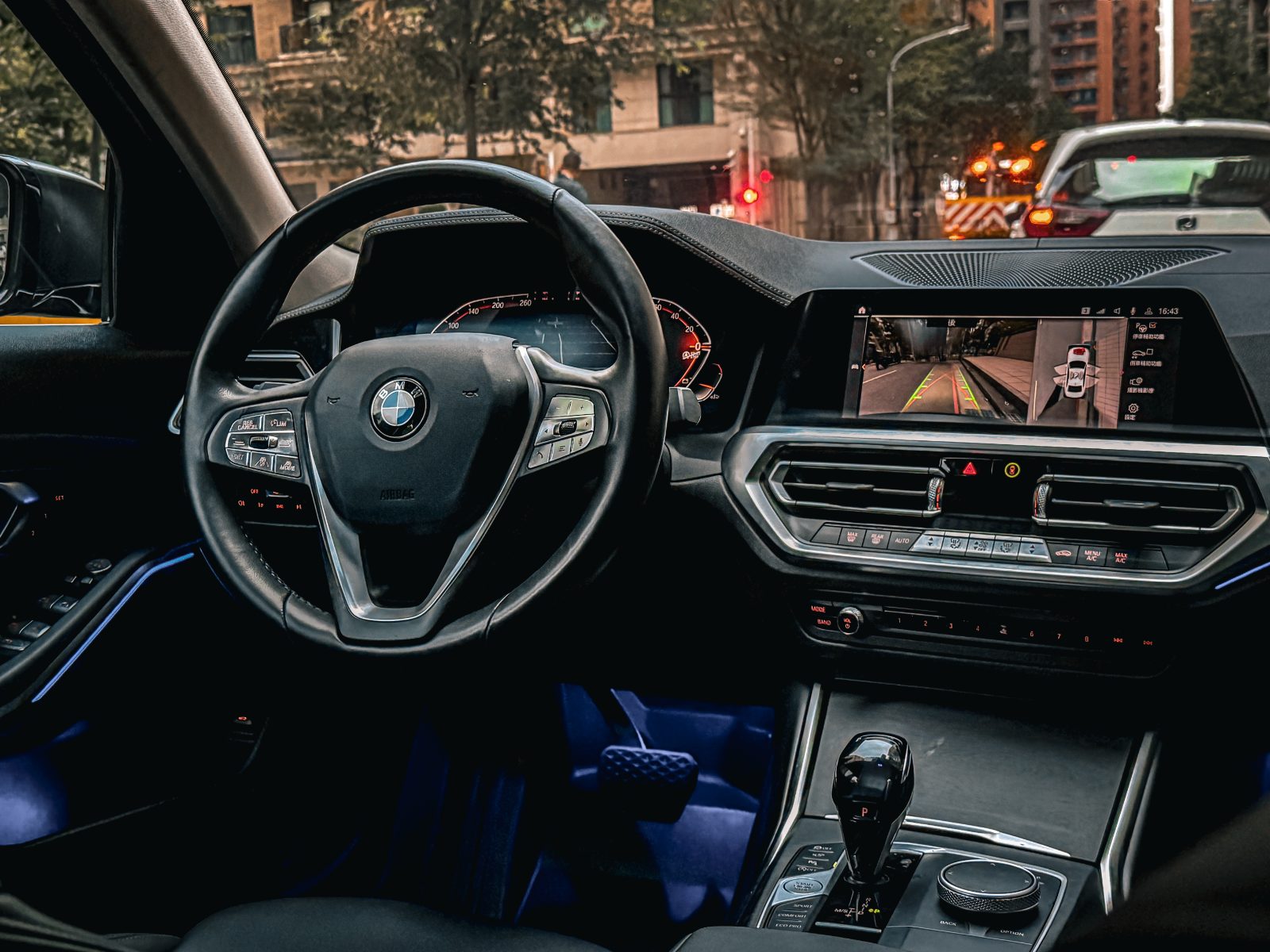 2021 BMW 318i 3 Series Photo 9