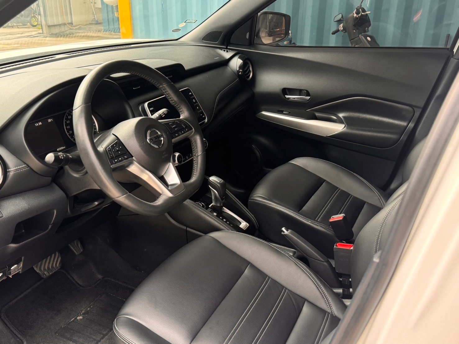 2022 Nissan Kicks Photo 7