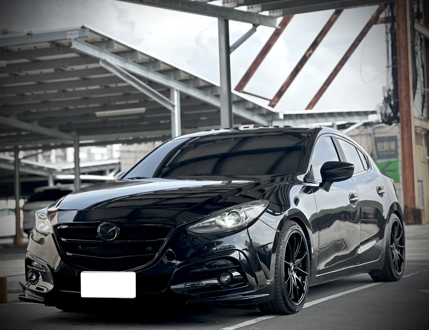 2018 Mazda 3 Photo 1