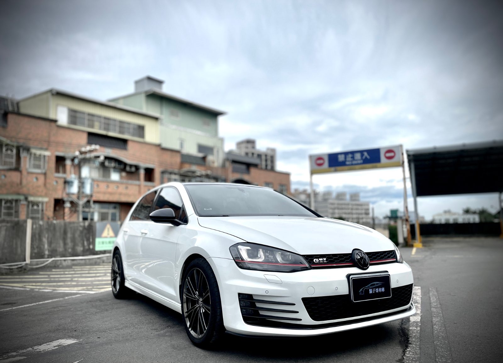 2015 Volkswagen GTI Golf GTI Photo 2