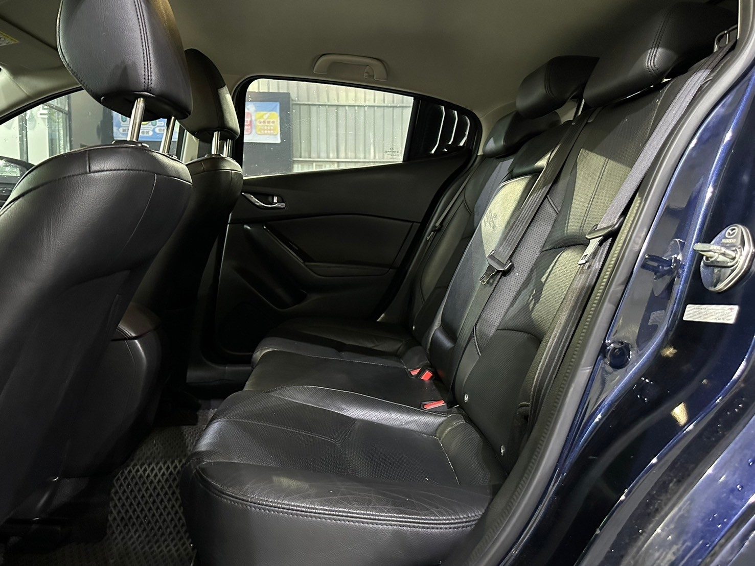 2017 Mazda 3 BOSE Photo 13