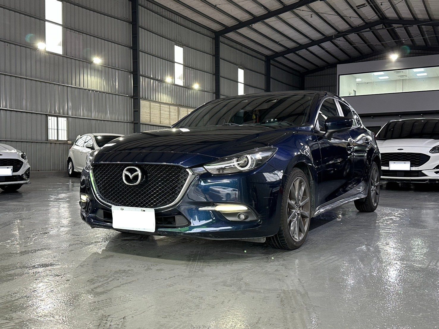 2017 Mazda 3 BOSE Photo 1