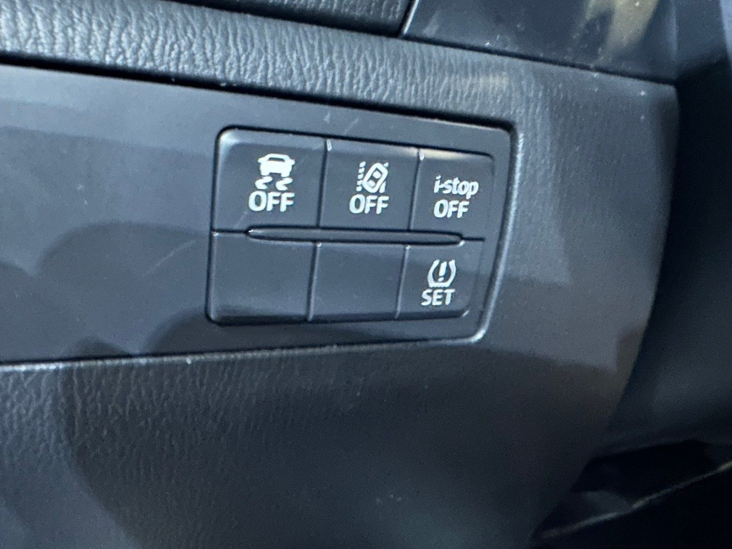 2017 Mazda 3 BOSE Photo 9