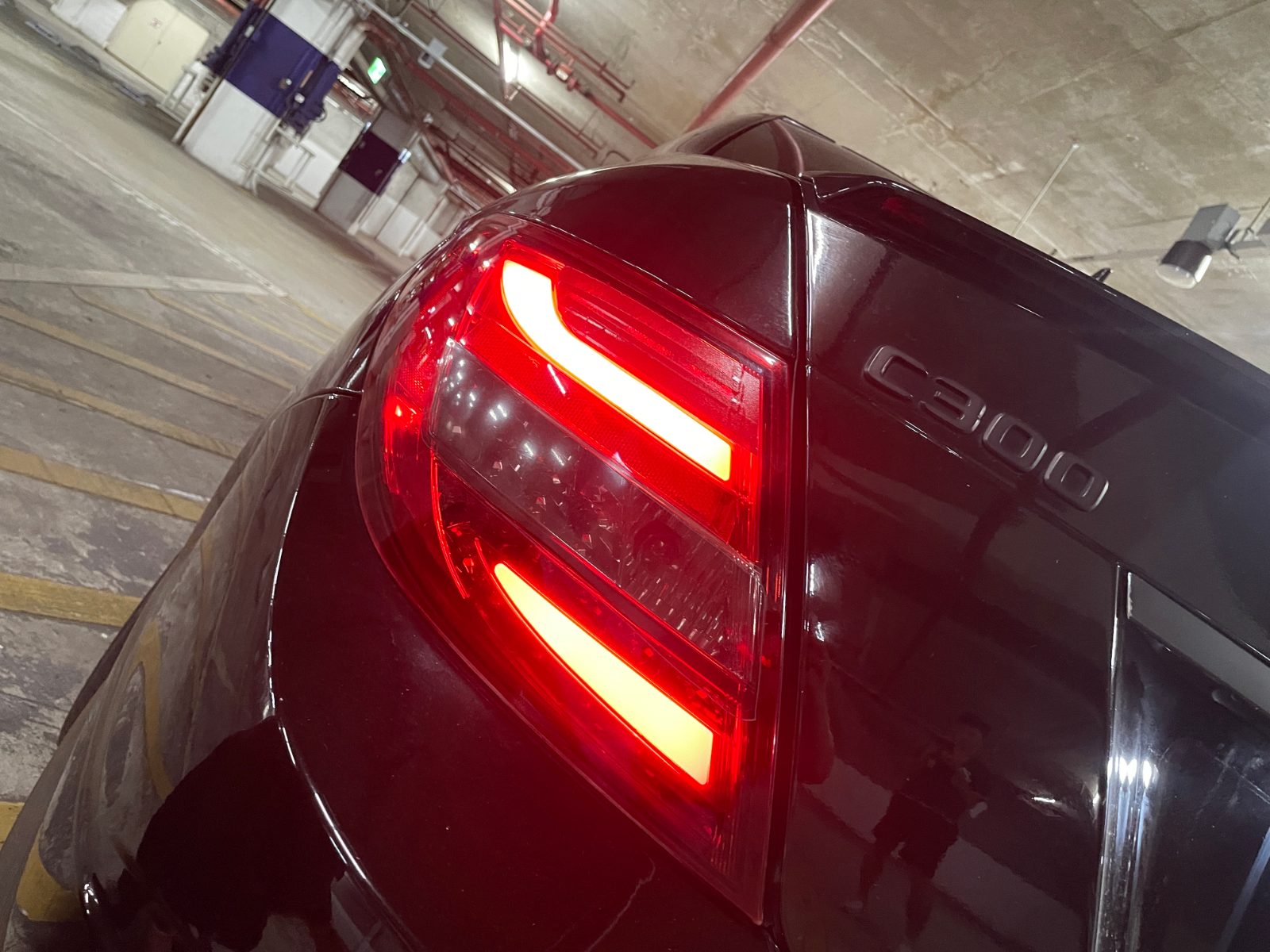 2009 Mercedes-Benz C300 AMG Photo 6