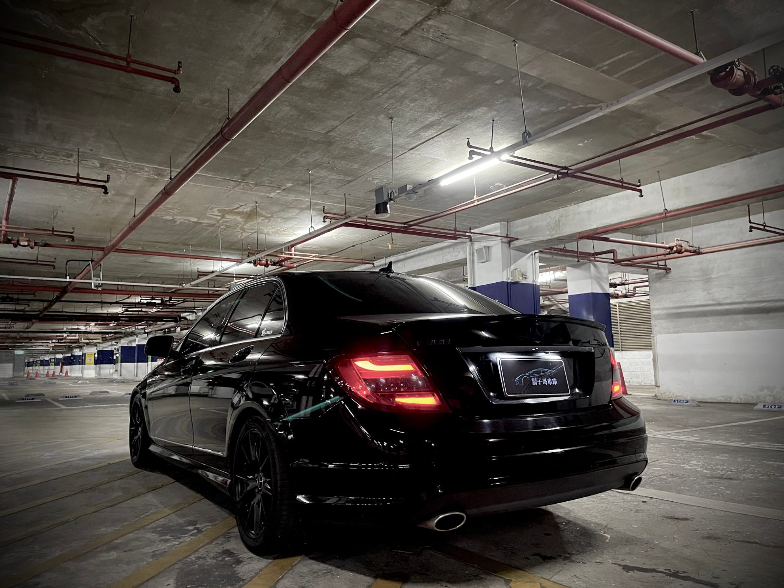 2009 Mercedes-Benz C300 AMG Photo 4