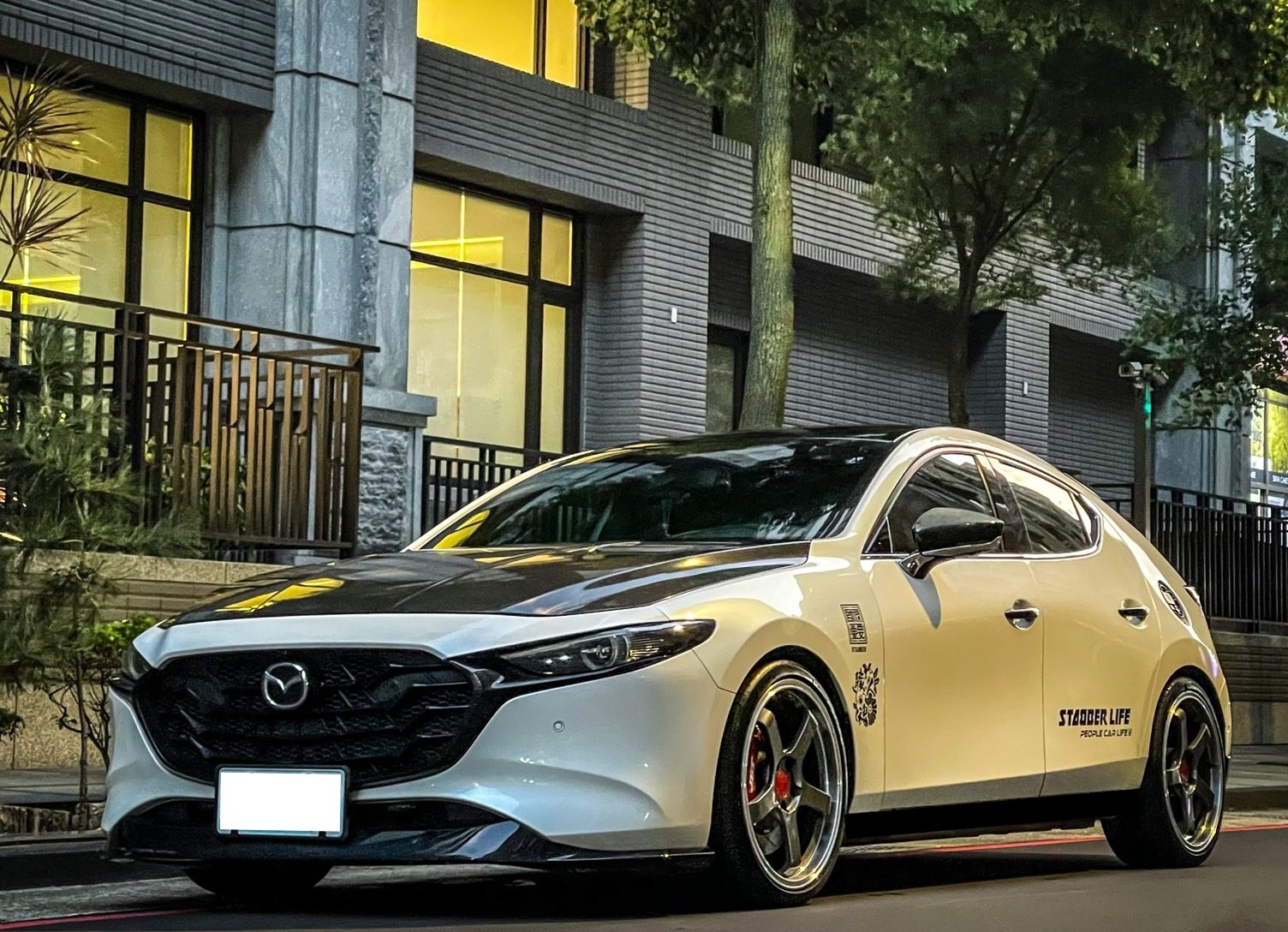 2022 Mazda 3 Photo 1