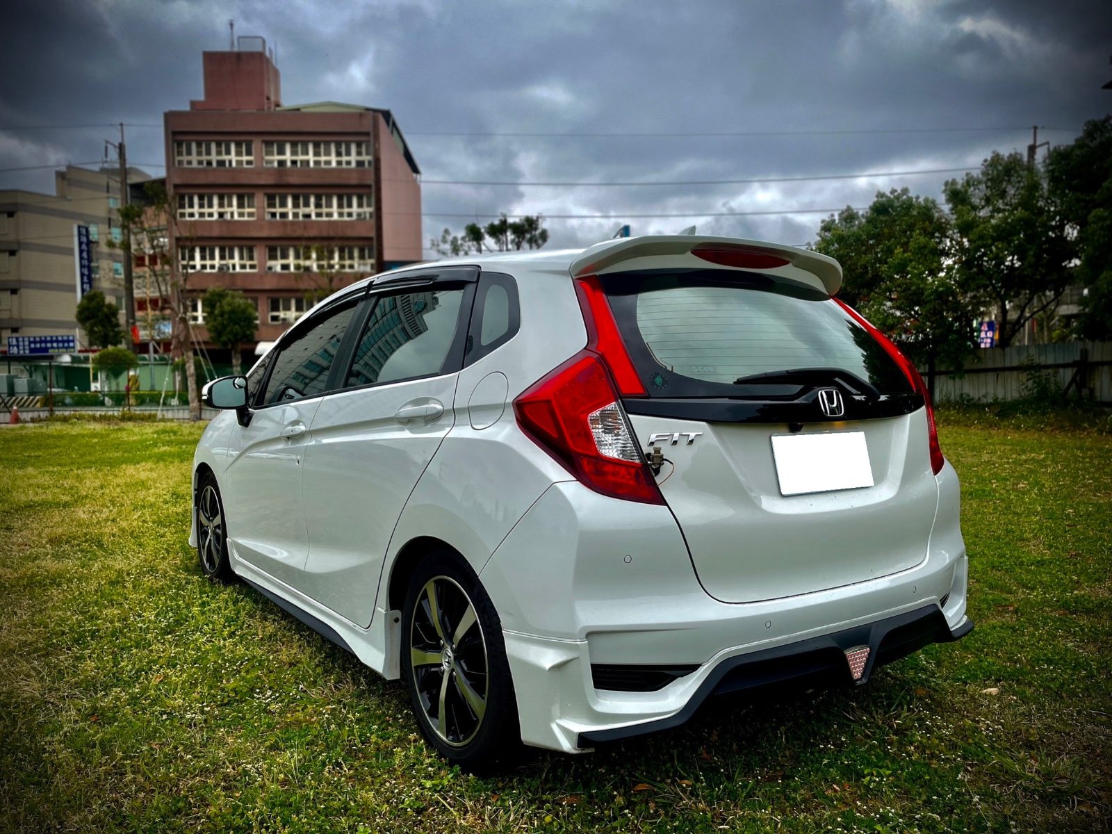 2019 Honda Fit Photo 3