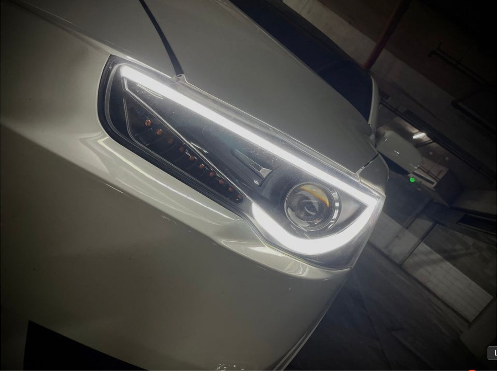 2014 Mitsubishi Fortis 鯊魚 照片 2