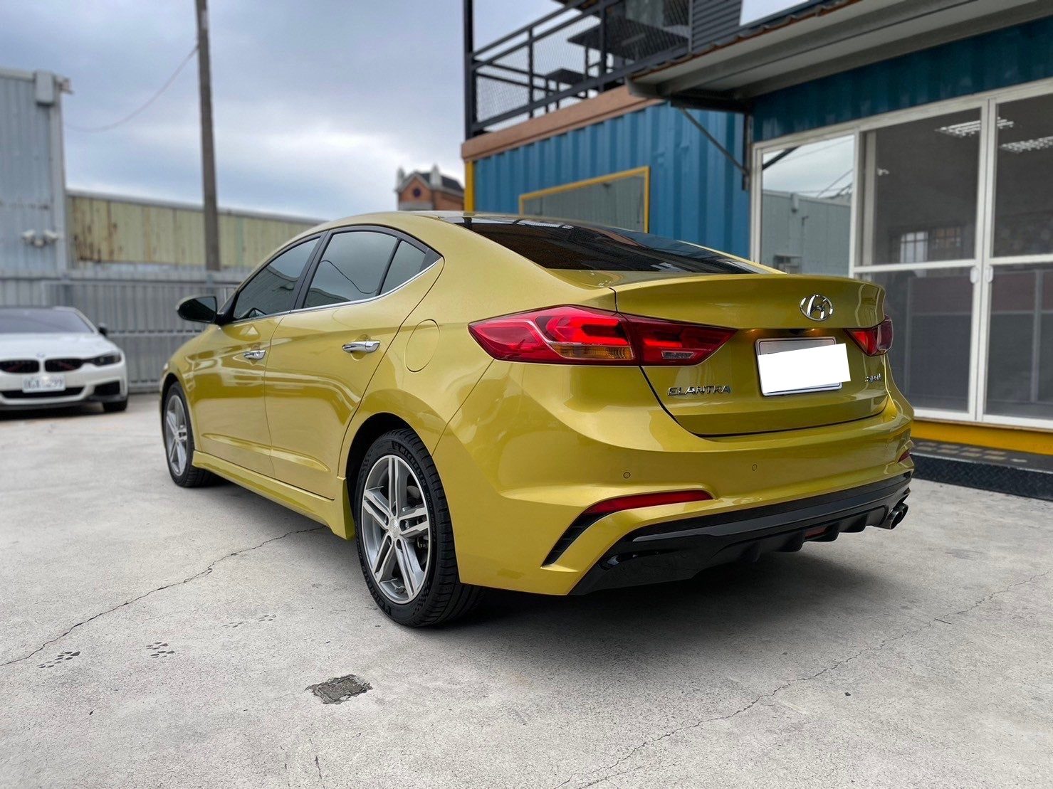 2019 Hyundai Elantra sport 1.6 Photo 3