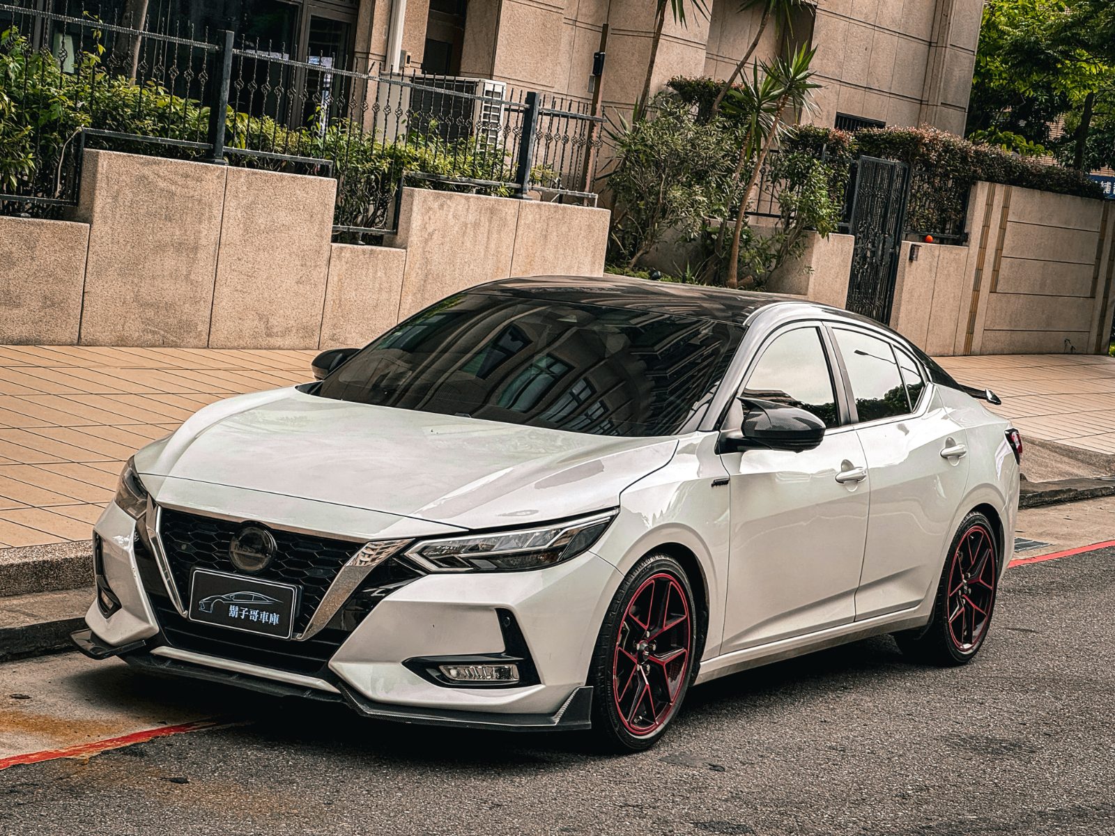 2021 Nissan Sentra Photo 1