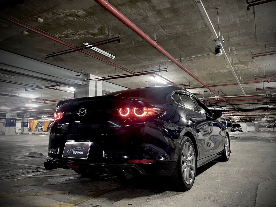 2021 Mazda 3 Bose 4 Photo 3