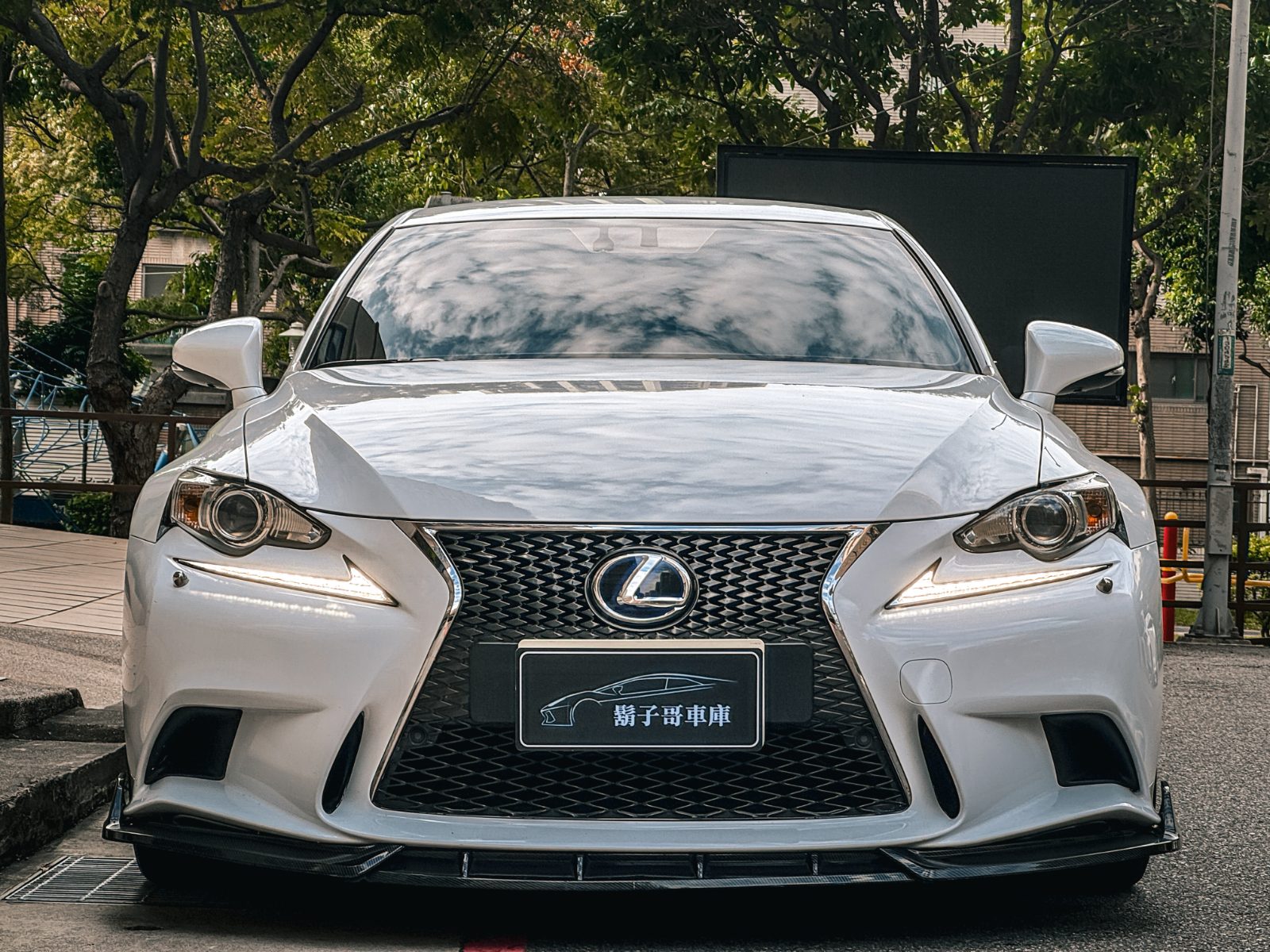 2014 Lexus IS300h F 照片 6