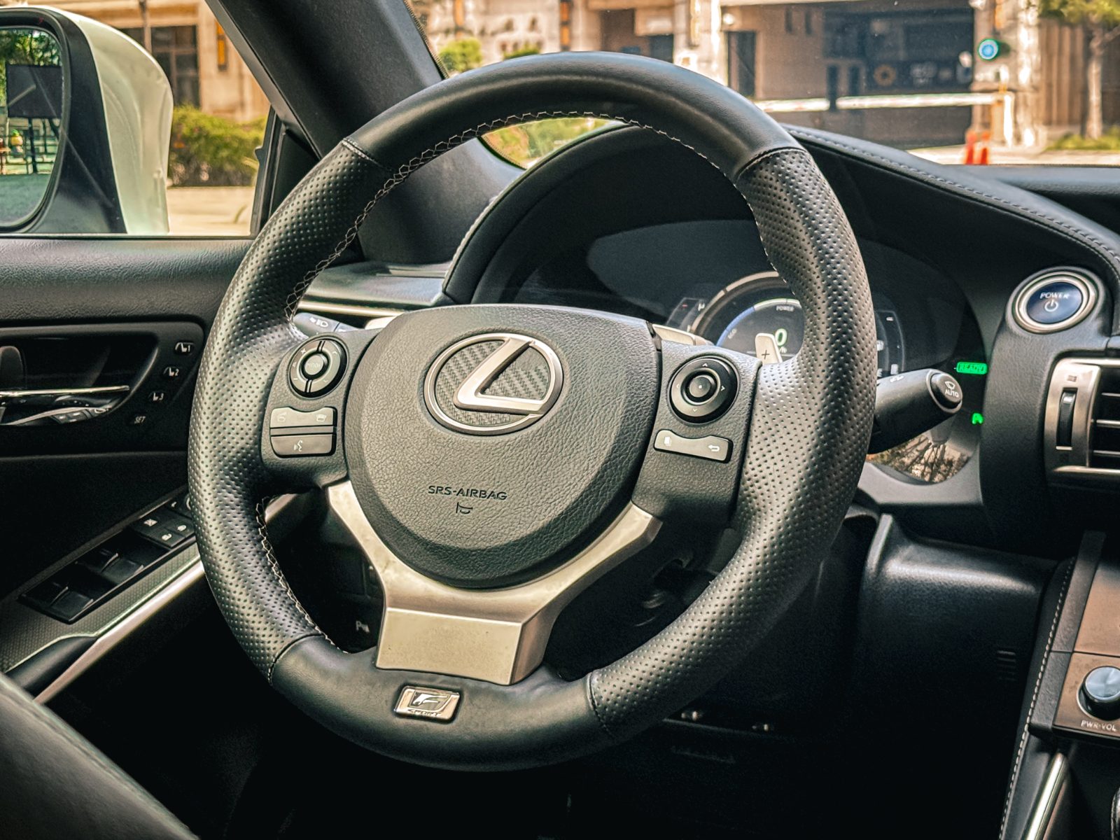 2014 Lexus IS300h F 照片 16