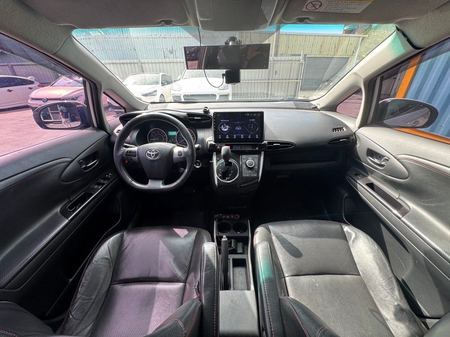 2016 Toyota Wish Photo 9