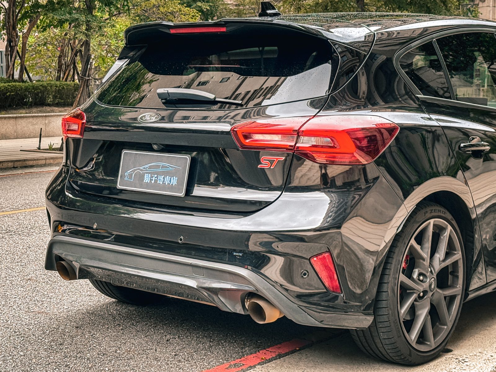 2023 Ford Focus ST Photo 7