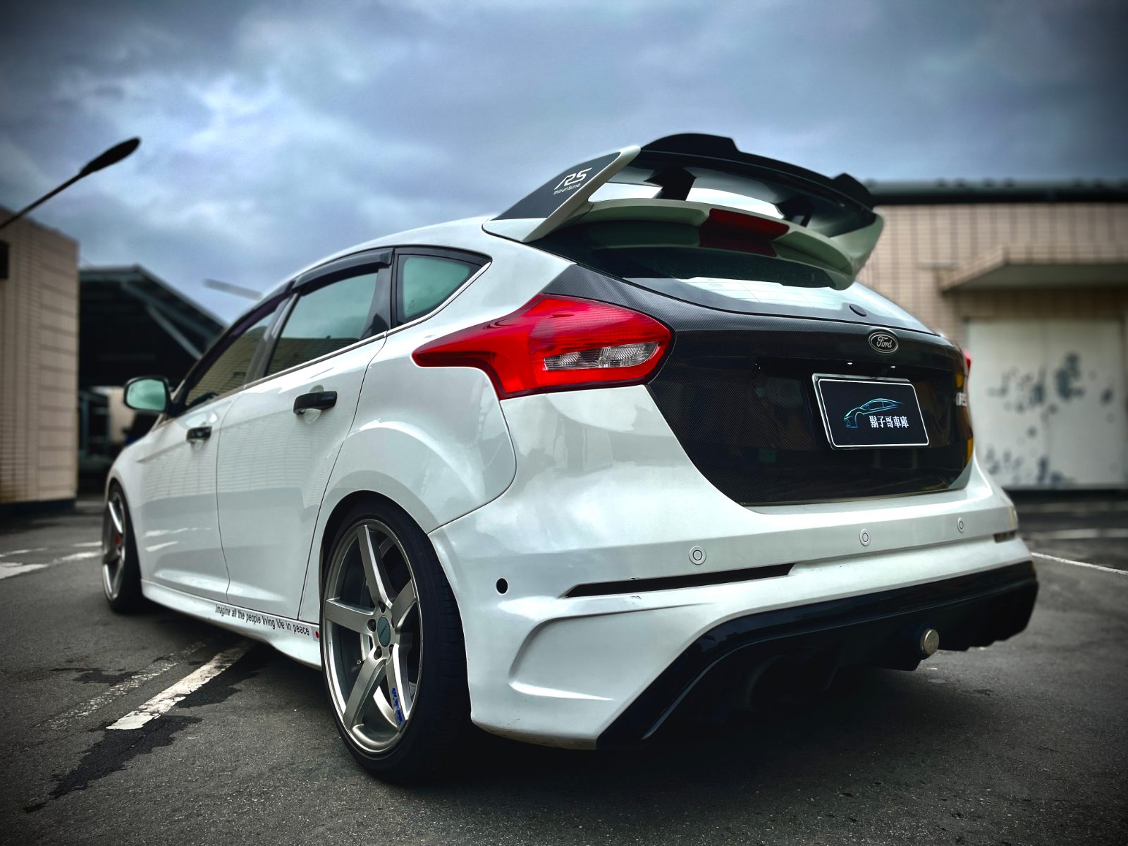 2018 Ford Focus 1.5 RS 5D Photo 3