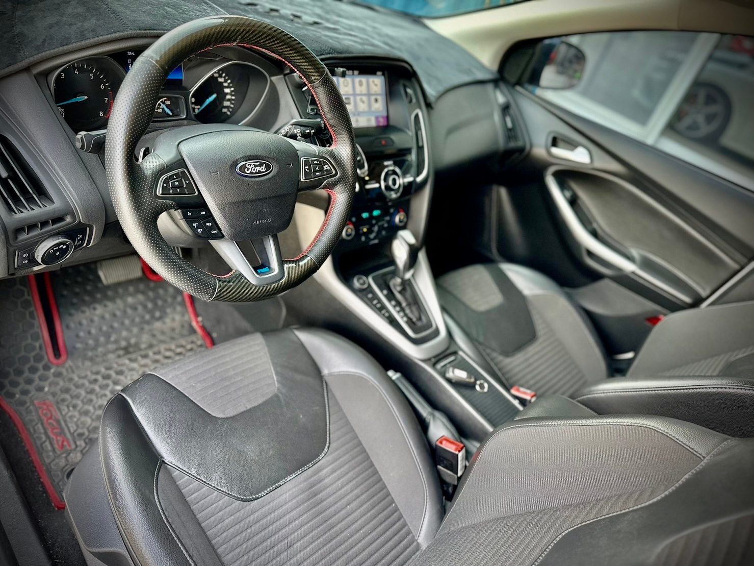 2018 Ford Focus 1.5 RS 5D Photo 8
