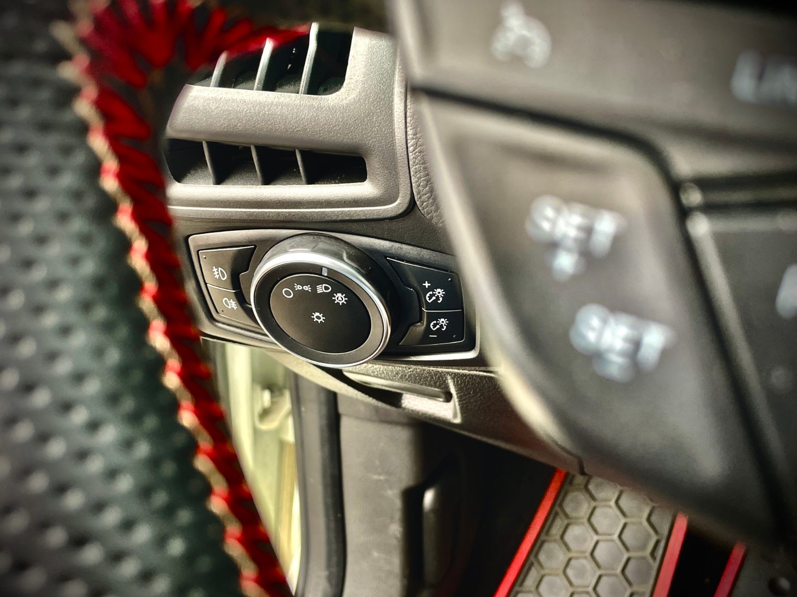 2018 Ford Focus 1.5 RS 5D Photo 25