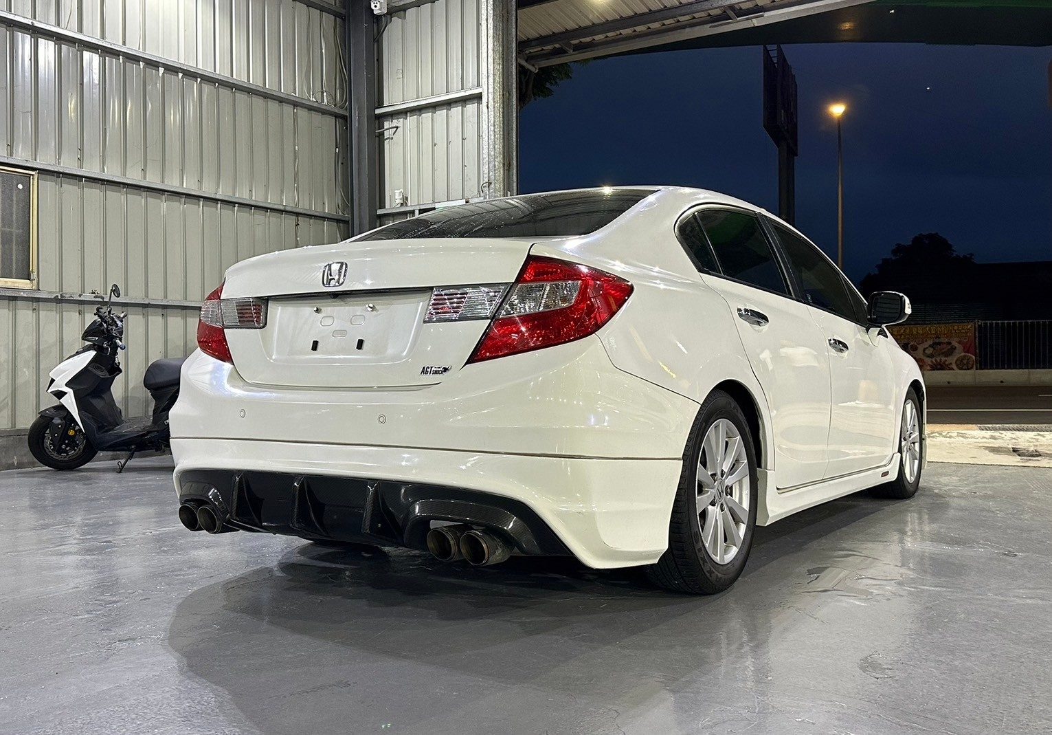 2014 Honda K14 Photo 9