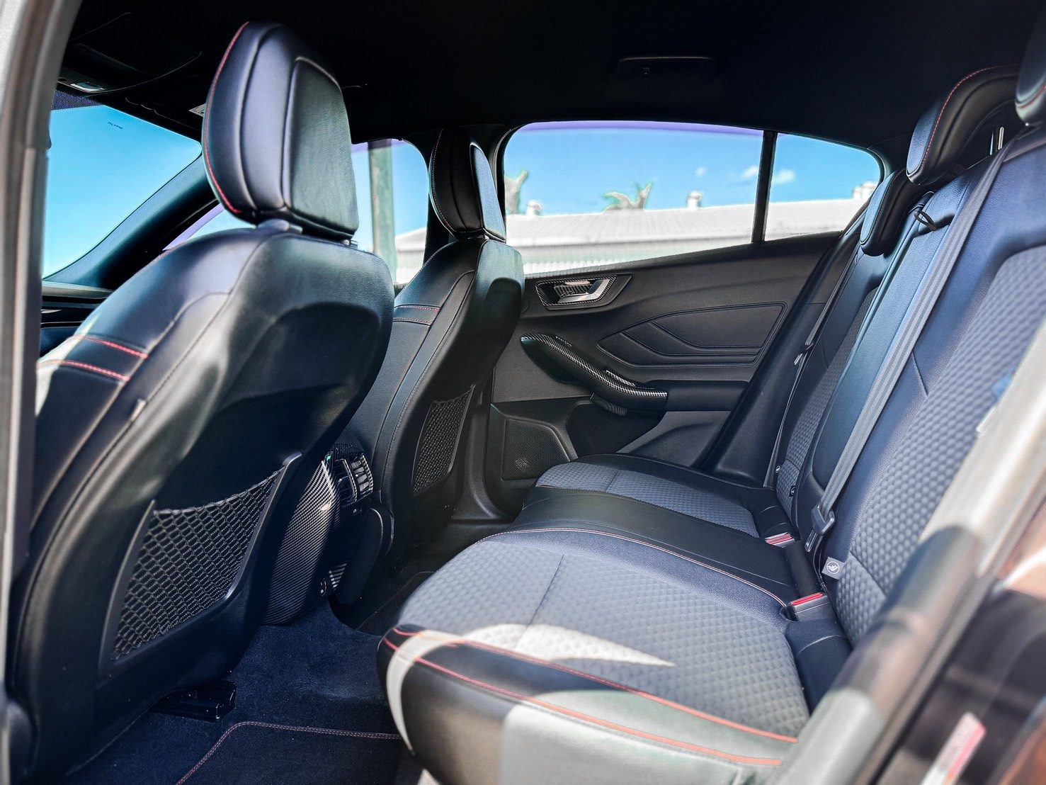 2020 Ford Focus Lommel Photo 5