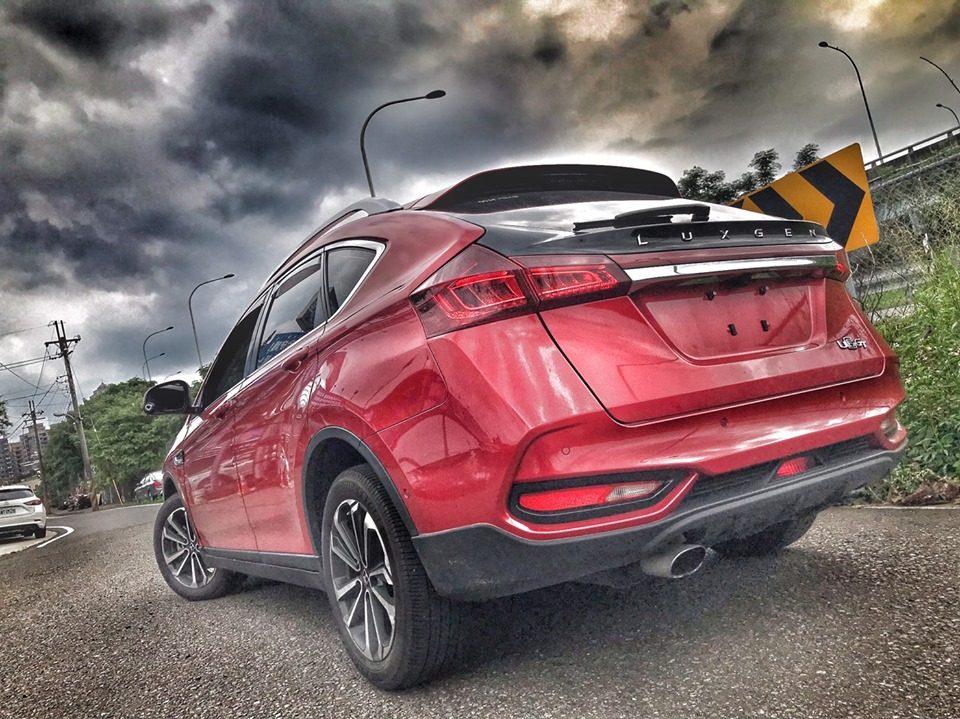 2017 Luxgen U6 GT 里 6 照片 3