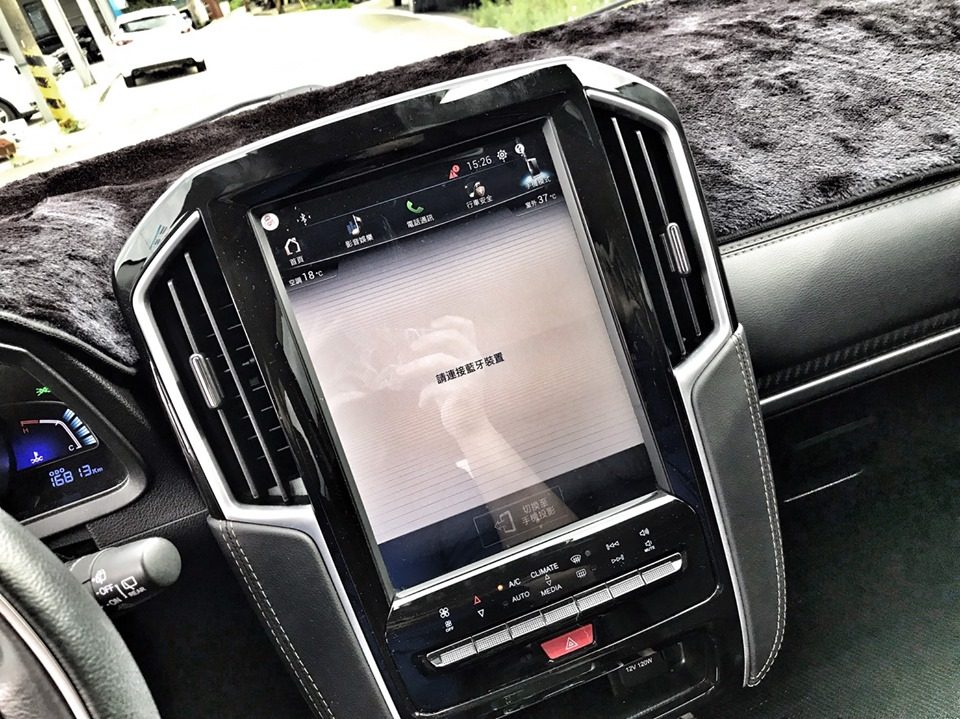 2017 Luxgen U6 GT 里 6 照片 9