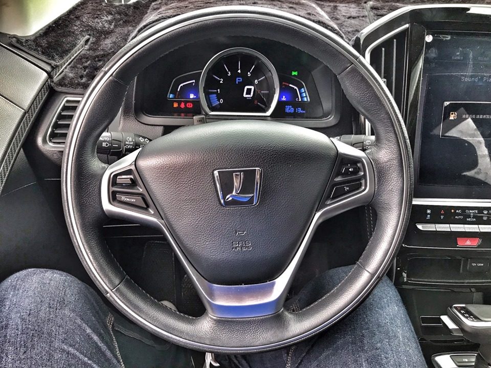 2017 Luxgen U6 GT 里 6 照片 7