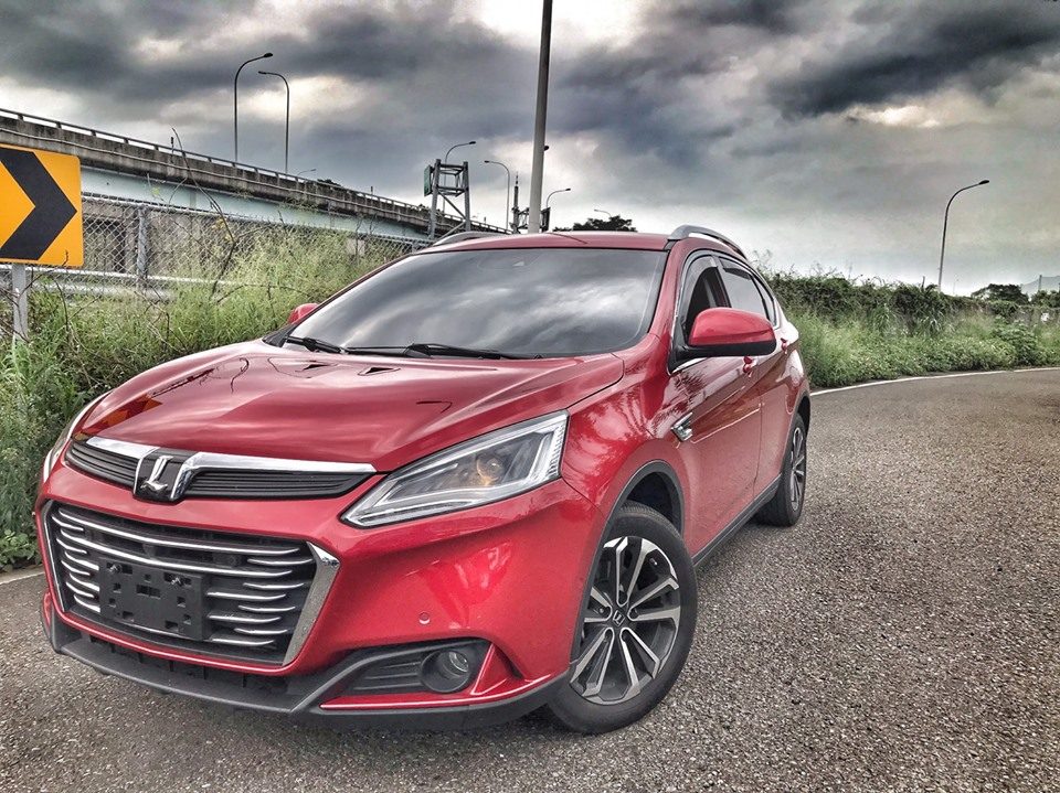 2017 Luxgen U6 GT 里 6 照片 2
