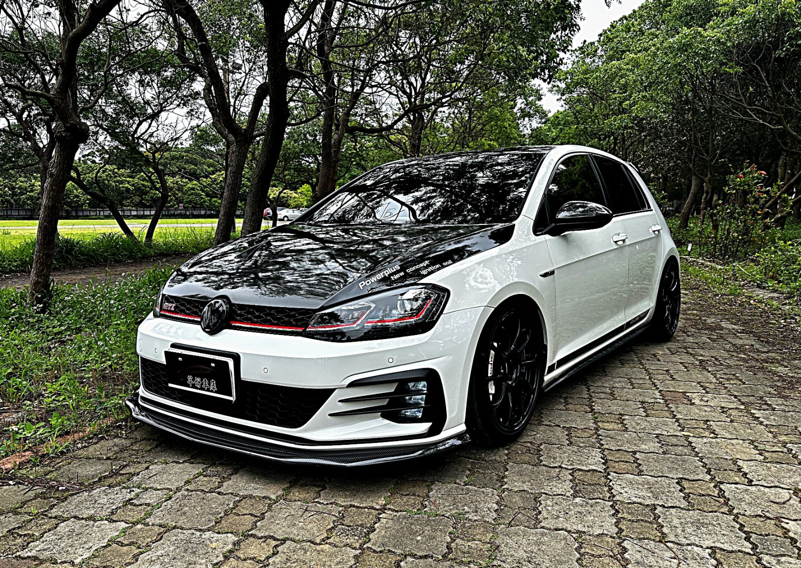 2014 Volkswagen GTI Golf GTI Photo 2