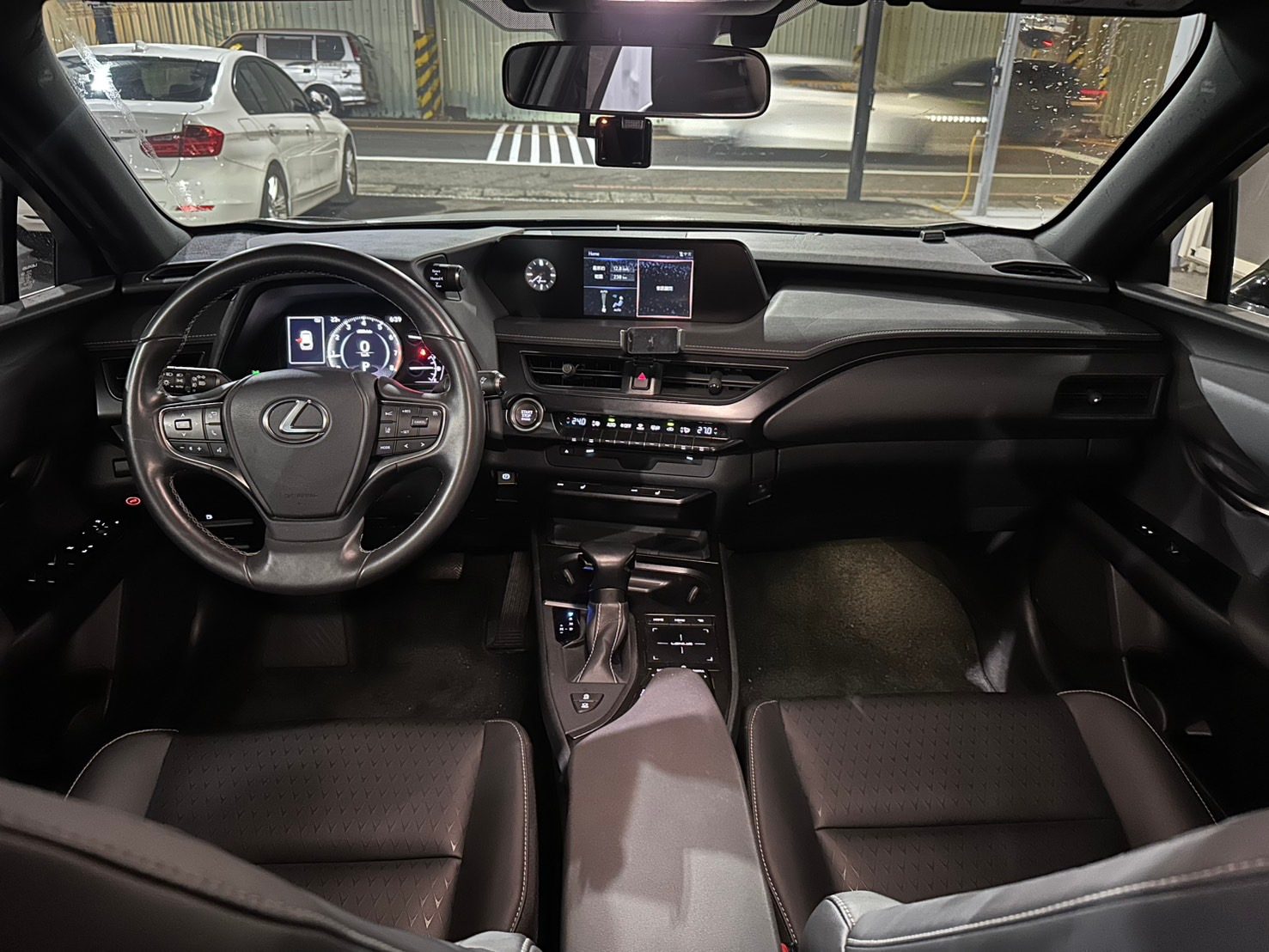 2021 Lexus UX200 照片 5
