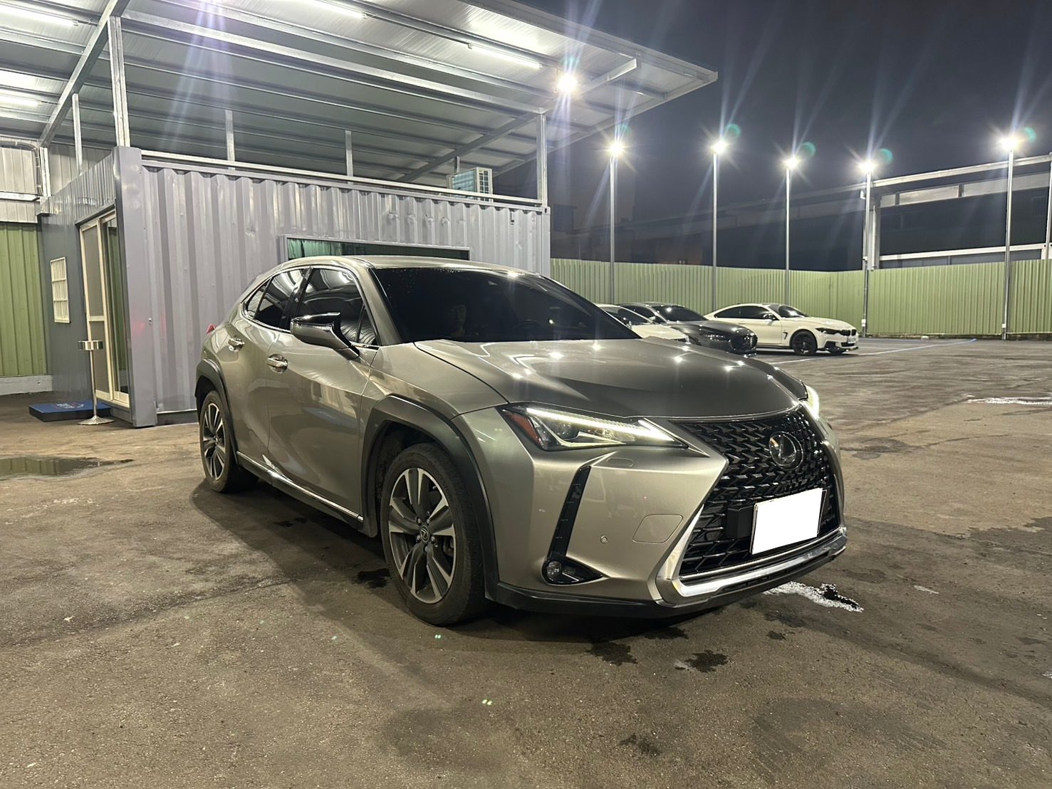 2021 Lexus UX200 照片 2