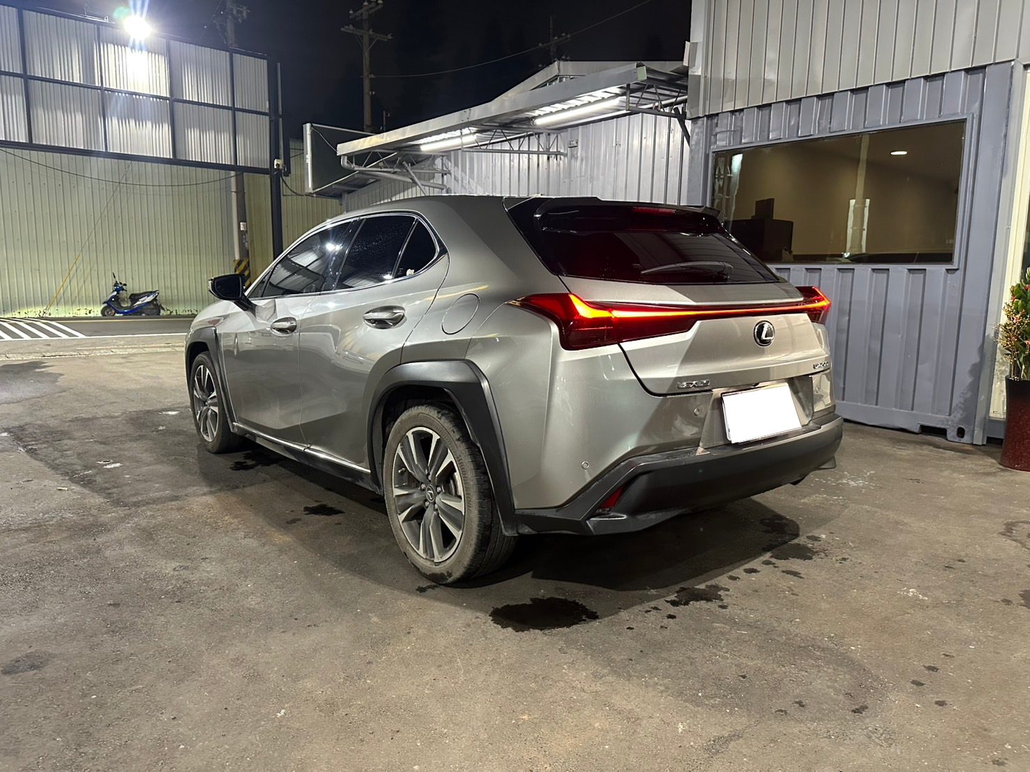 2021 Lexus UX200 照片 3