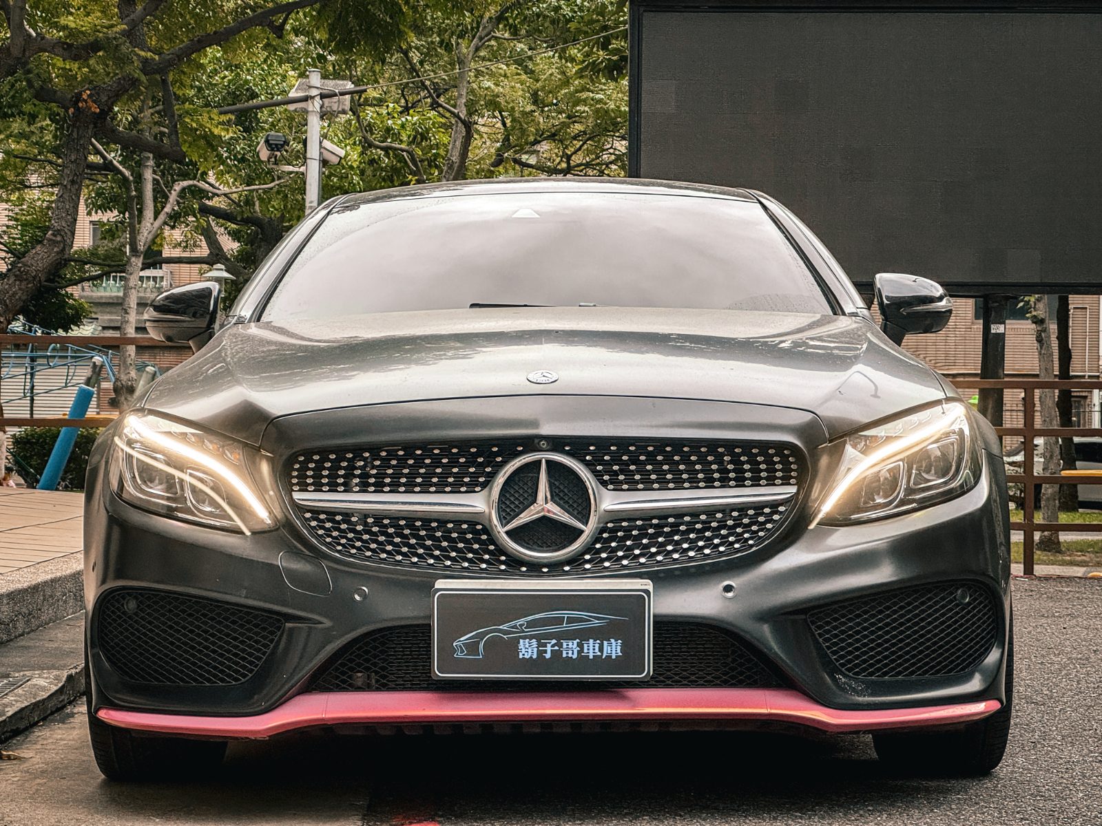 2017 Mercedes-Benz C250 Coupe C-Class Photo 4