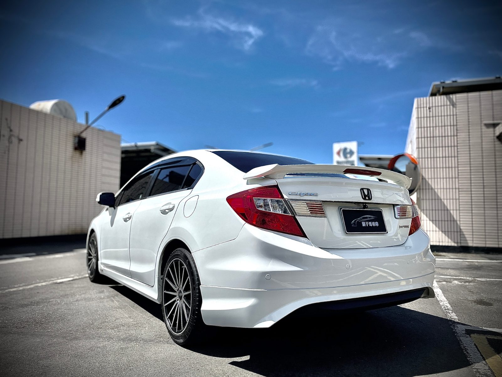 2015 Honda K14 Photo 5