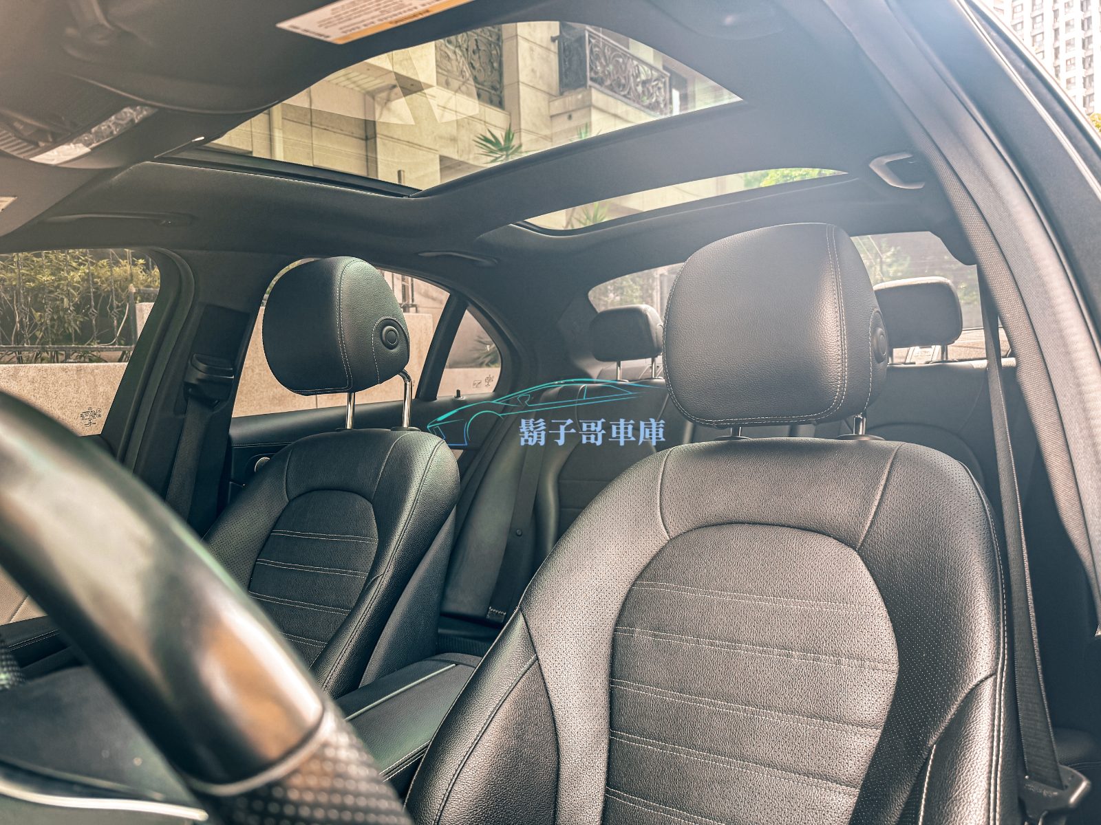 2015 Mercedes-Benz C300 Photo 10