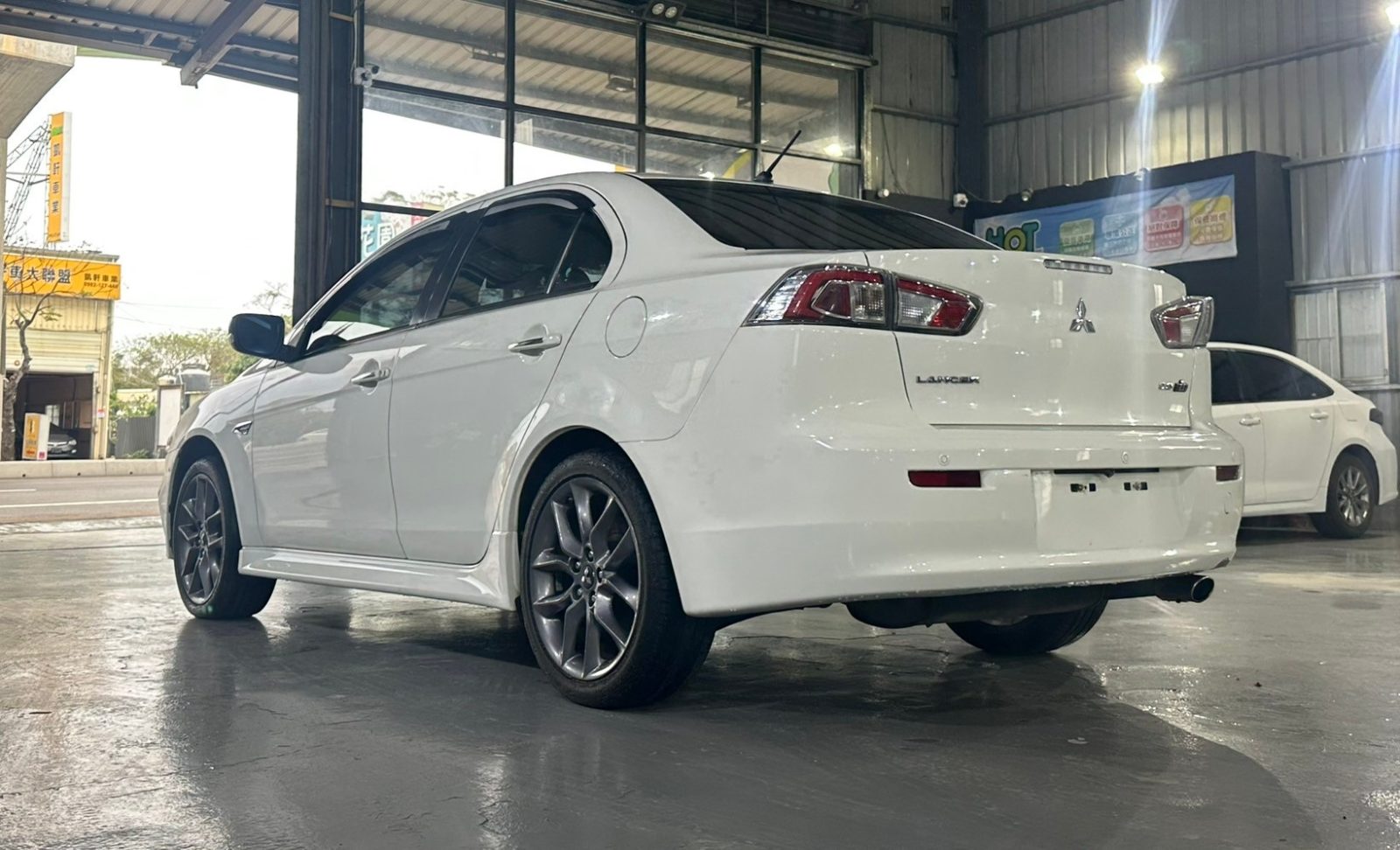 2017 Mitsubishi Fortis 2.0 照片 5