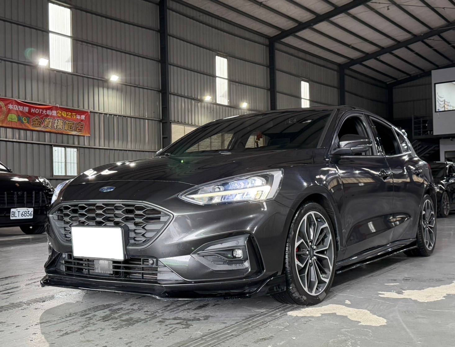 2020 Ford Focus ST-Line 照片 2