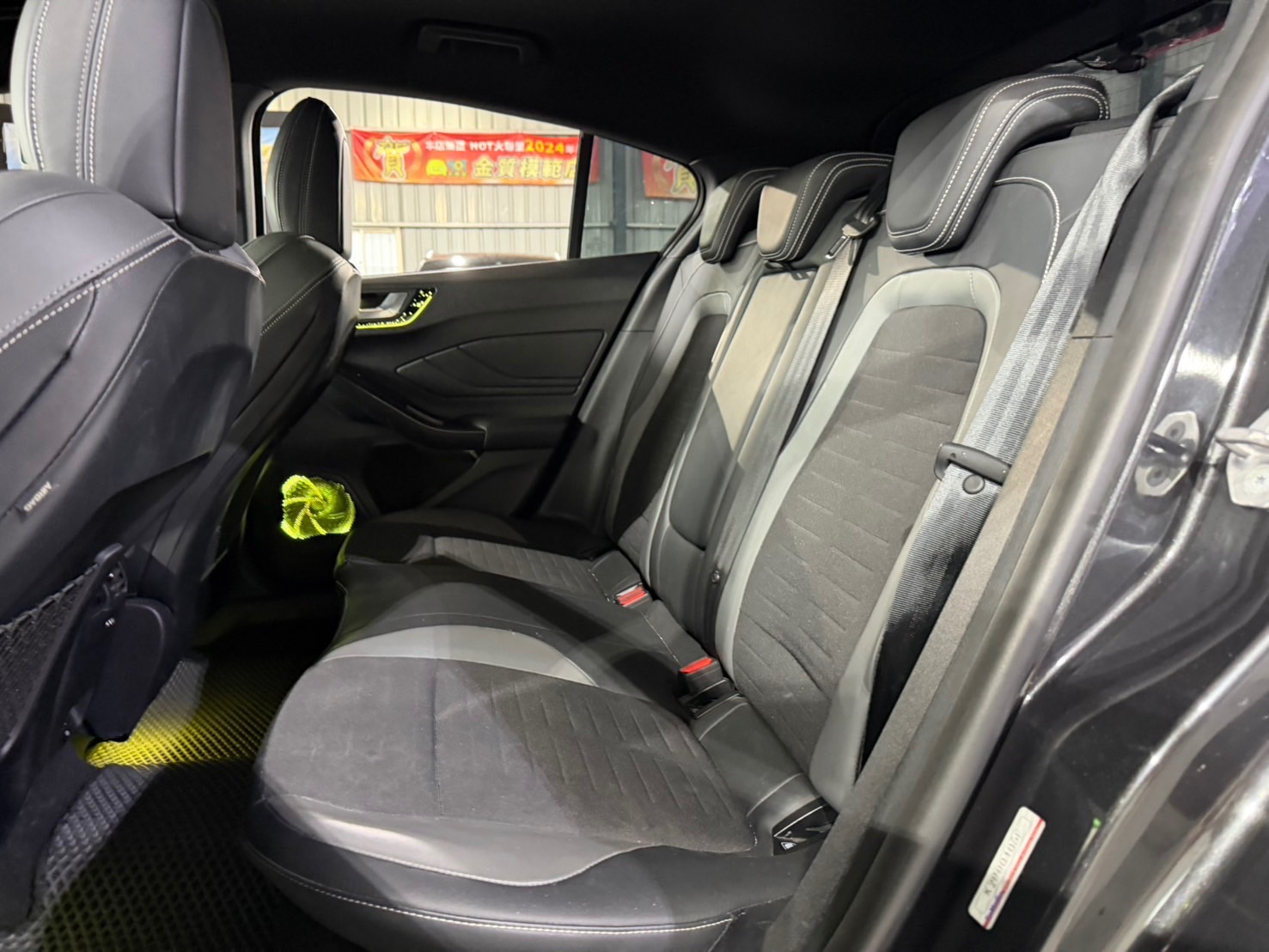 2020 Ford Focus ST-Line 照片 6