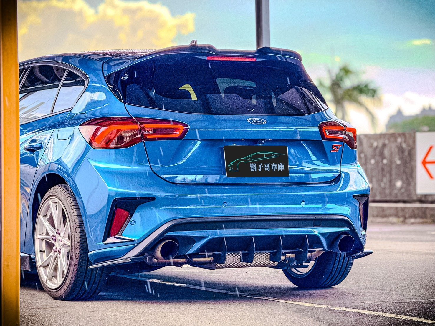 2020 Ford Focus ST Photo 3