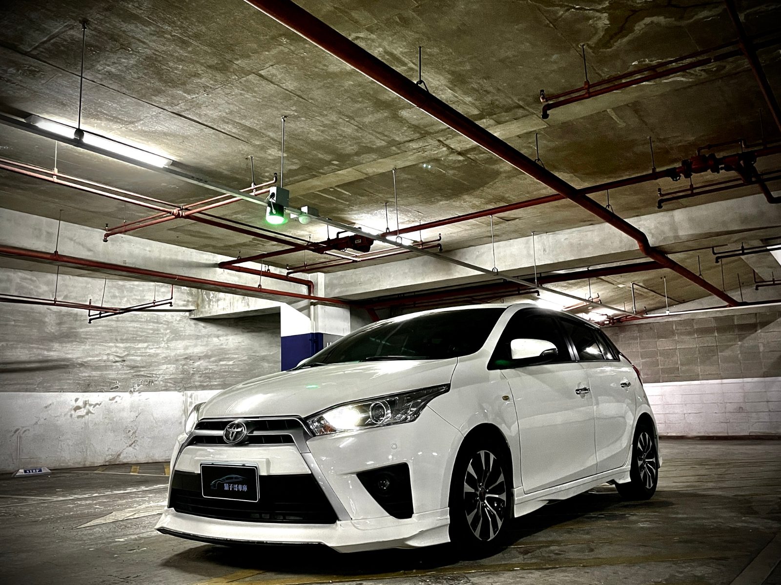 2015 Toyota Yaris Photo 1