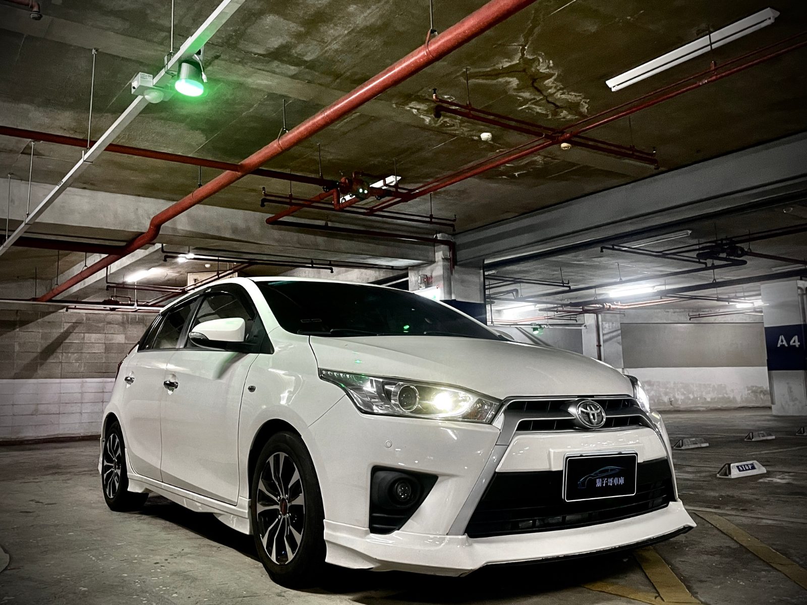 2015 Toyota Yaris Photo 3