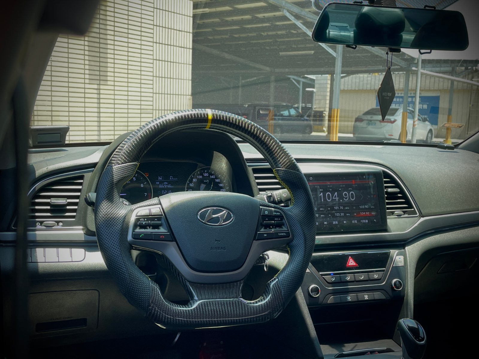 2018 Hyundai Elantra Photo 11