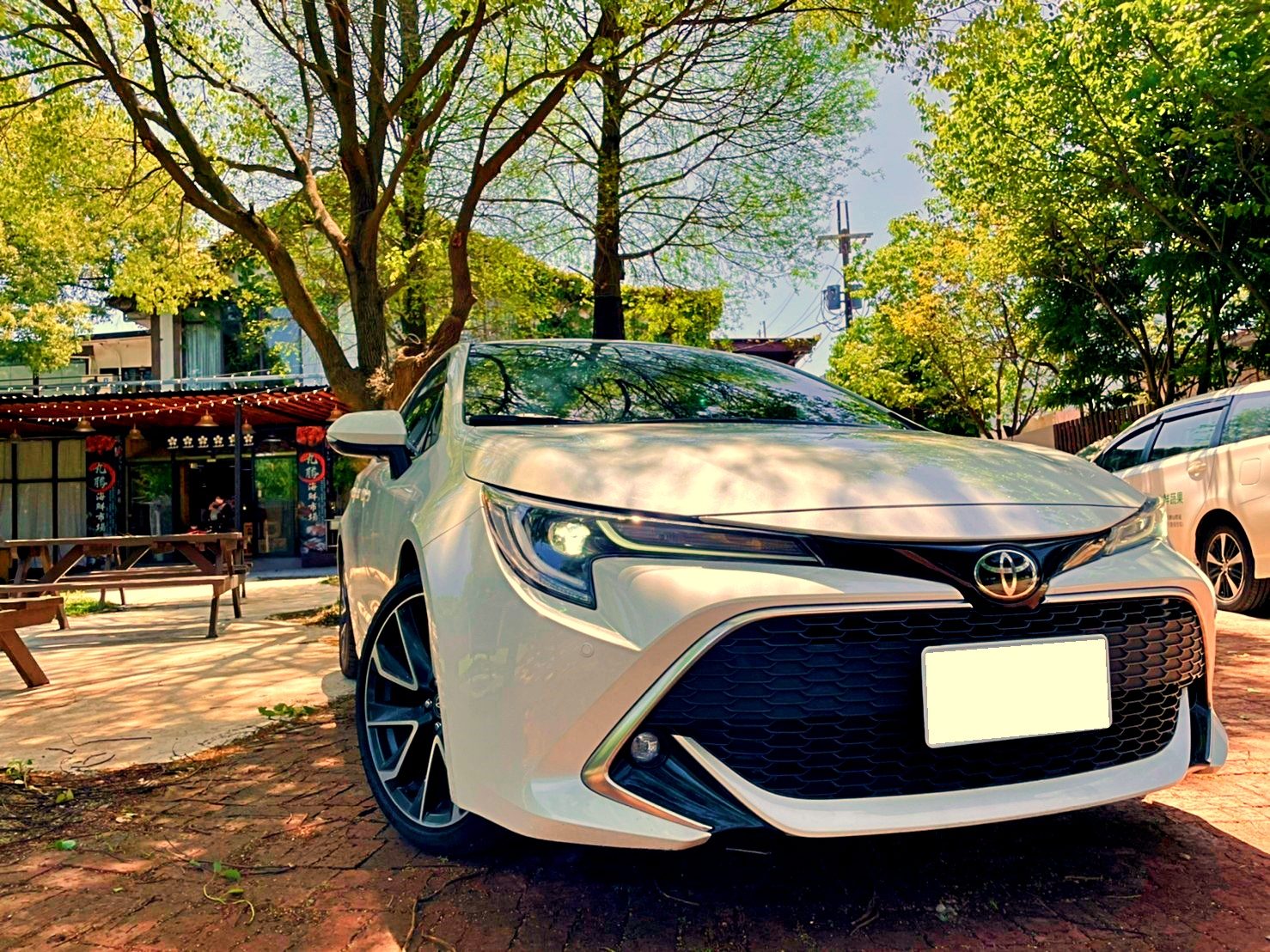 2018 Toyota AURIS Photo 1