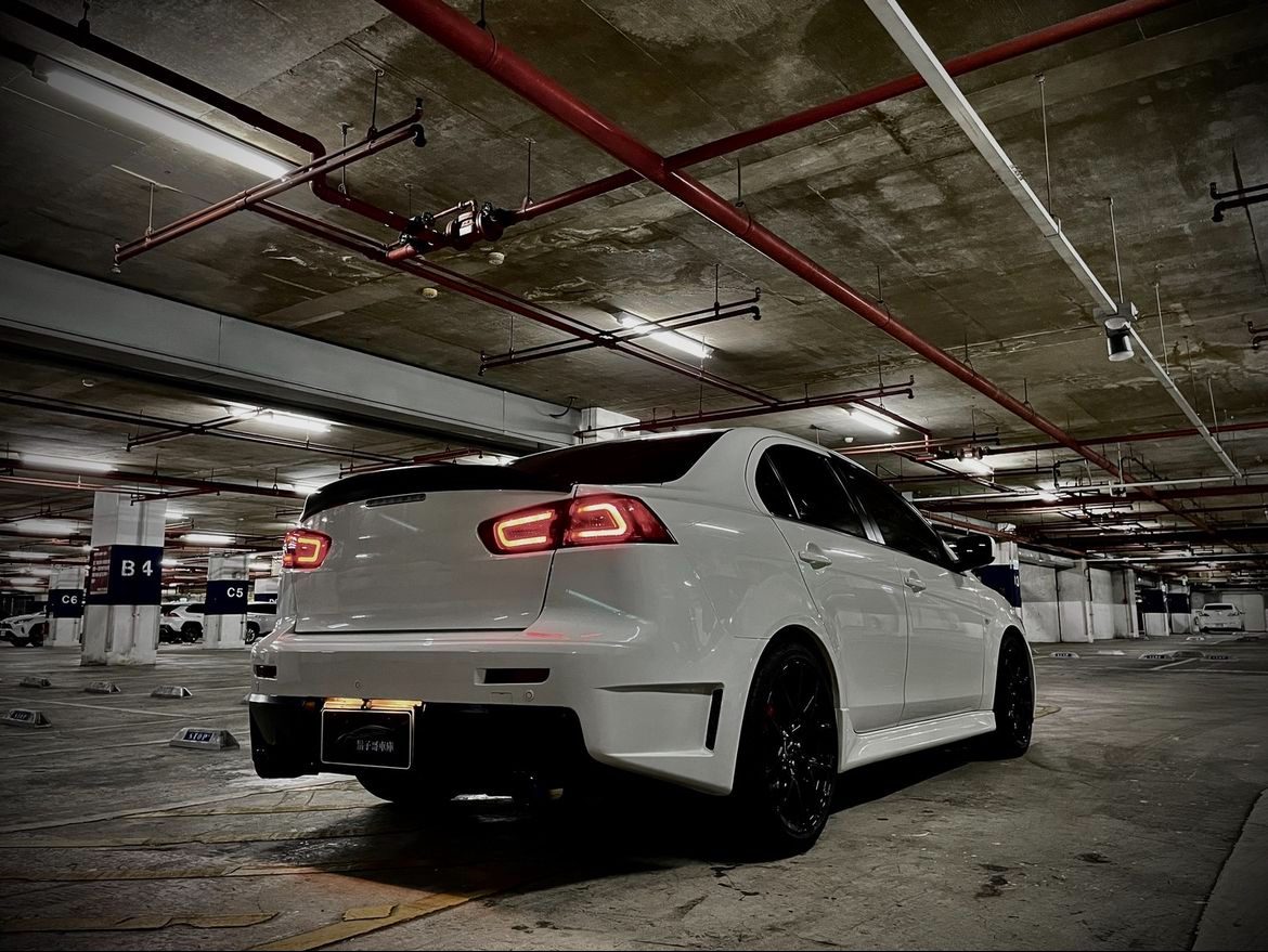 2014 Mitsubishi 三菱 Fortis 鯊魚 EVO包 照片 4