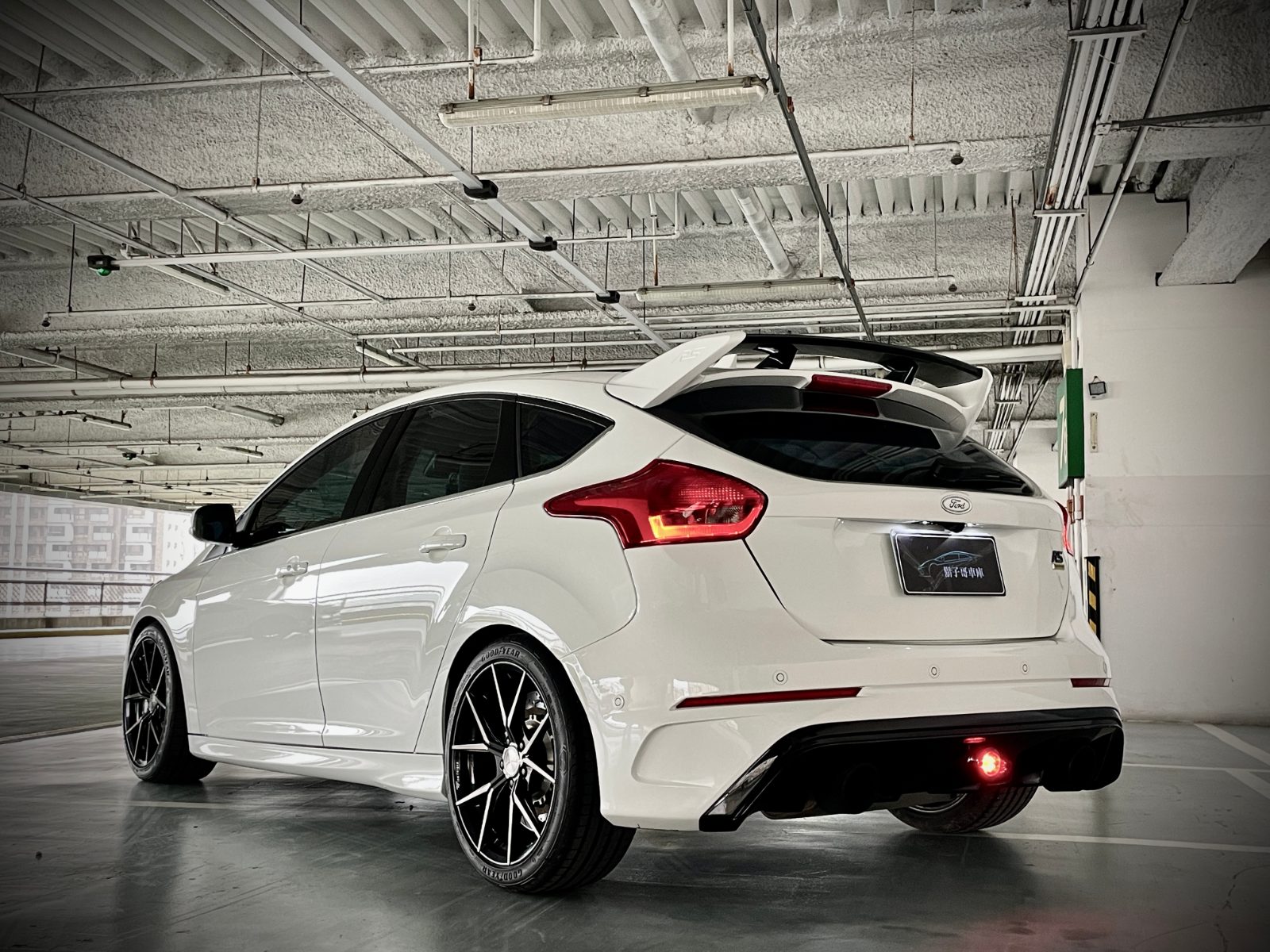 2017 Ford Focus 3.5 RS Photo 5
