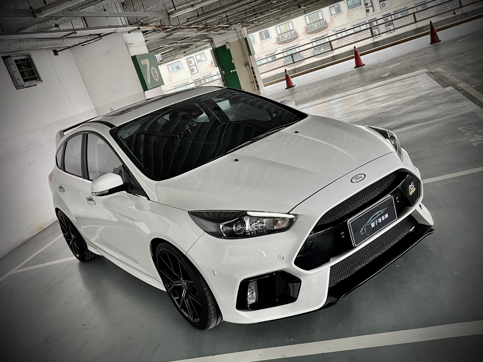2017 Ford Focus 3.5 RS Photo 4