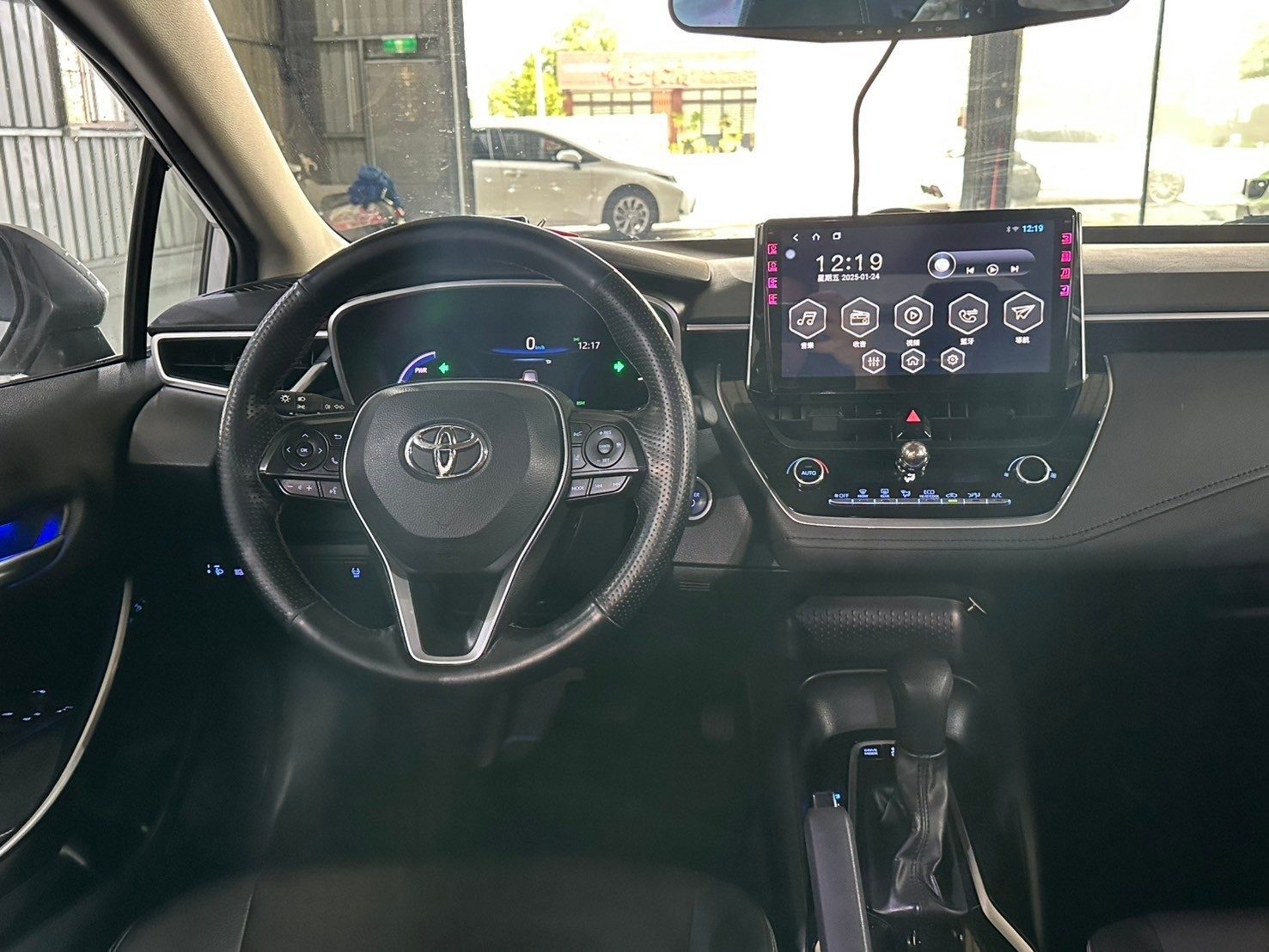 2020 Toyota Altis 油電 拉線 照片 6